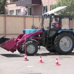 Обучение на права на трактор и спецтехнику
